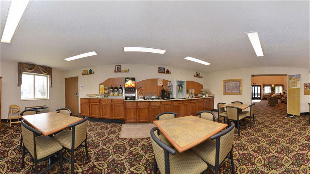 Quality Inn & Suites Woodstock Near Lake Geneva מראה חיצוני תמונה