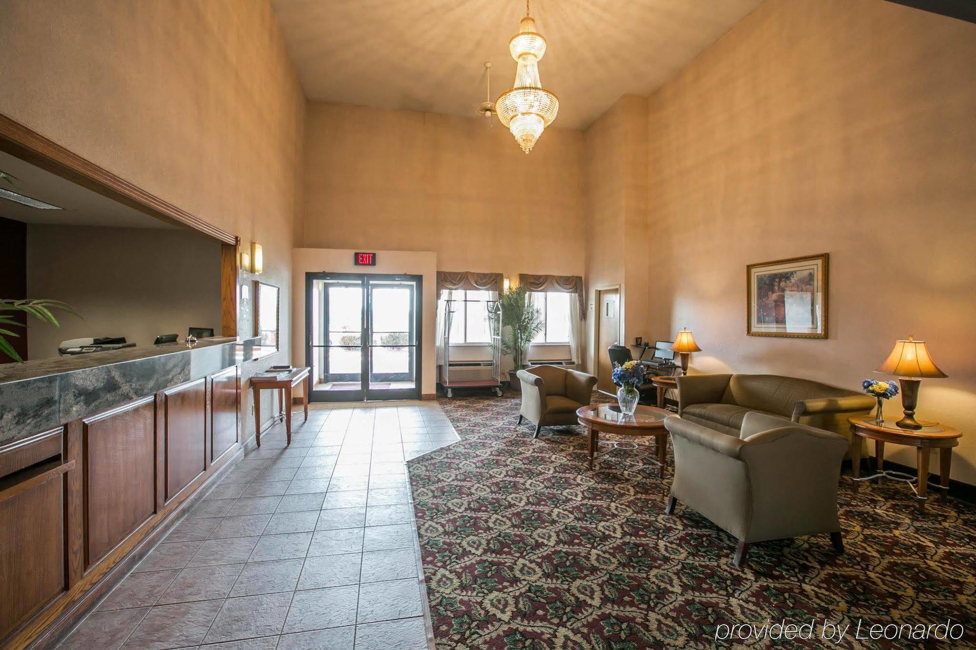 Quality Inn & Suites Woodstock Near Lake Geneva מראה חיצוני תמונה